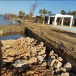 Κυλλήνη: Σοβαρή καταγγελία για προκλητικές παρεμβάσεις στην παραλία